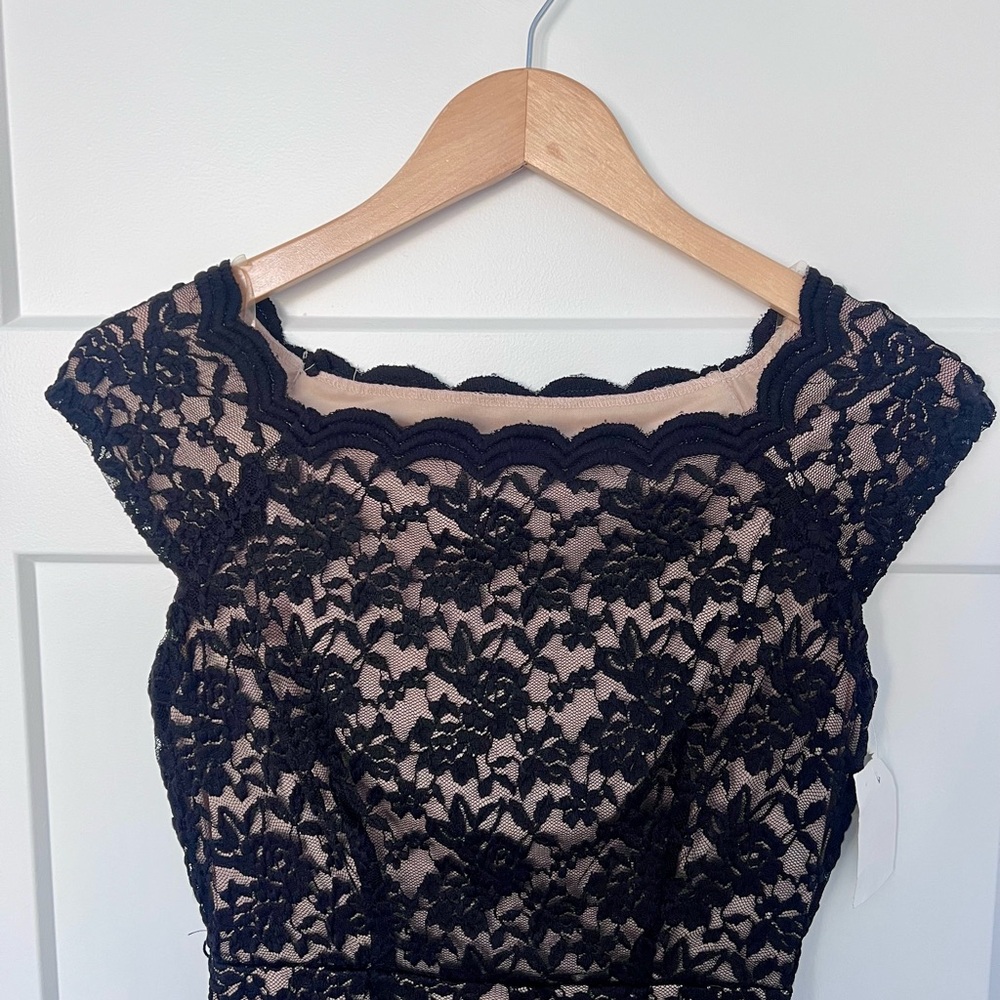 NWT Black Lace Dress - 4P - Picture 2 of 11